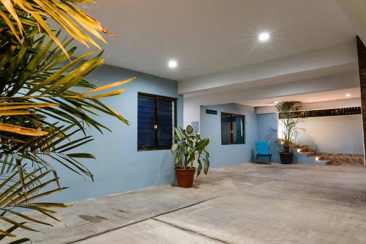 Hotel Naomi City Center Bacalar